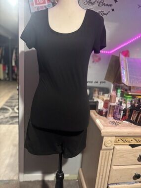 NWOT Women's Black Short Sleeve Romper Jumpsuit